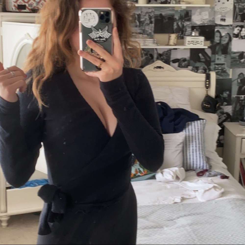 A&F wrap top